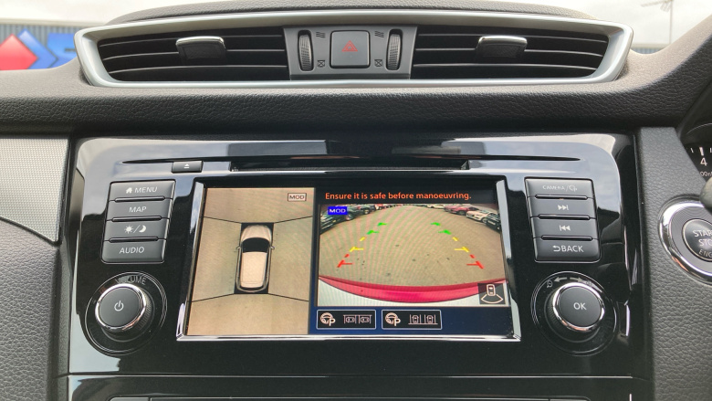 Nissan Qashqai 1.3 DiG-T Tekna 5dr Petrol Hatchback